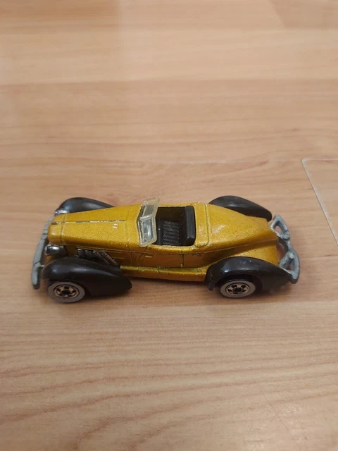 VINTAGE HARD TO Find WHITE WALL 1976 Hot Wheels Auburn 852 Car