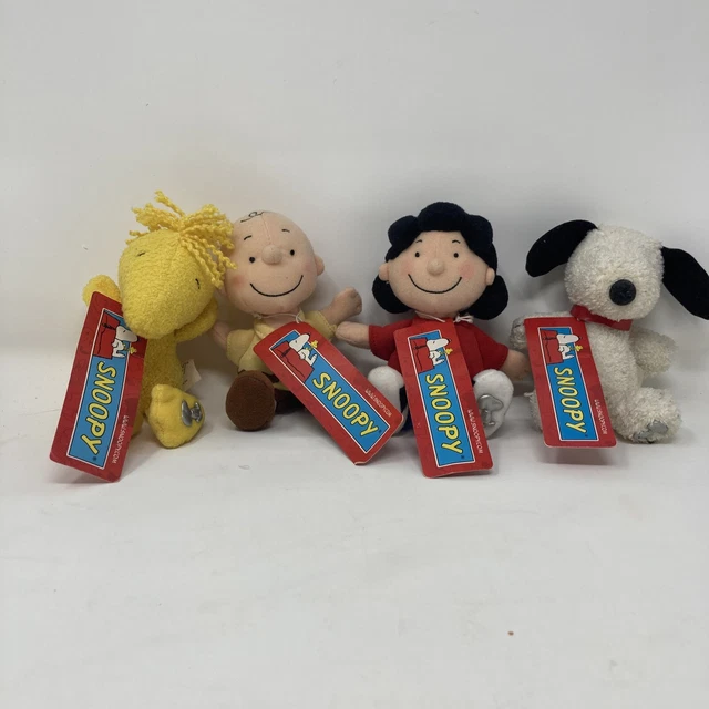 golden-bear-peanuts-plush-snoopy-lucy-charlie-brown-woodstock