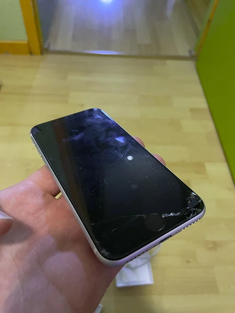 IPhone XR 64 Go Blanc Pour Pièces Détachées - Désimlocké, IOS, Garantie 6 Mois