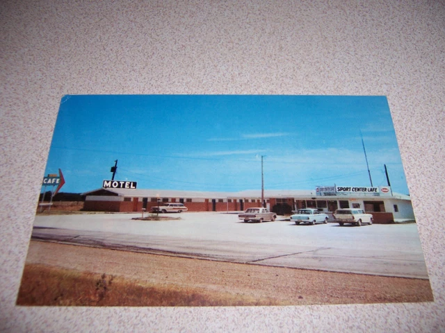 1960s TEXOMA SPORT CENTER MOTEL & CAFE, KINGSTON OK. VTG POSTCARD