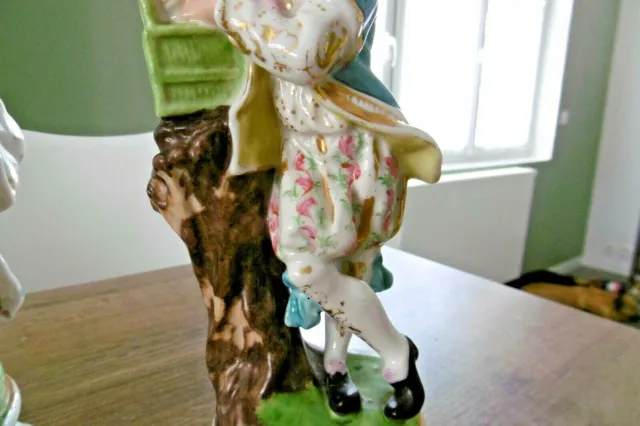 ancienne paire de figurines personnages bouquetières porcelaine Paris XIX siècle 10