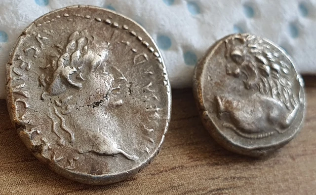 Silver Roman or Greek coins Unidentified,Unexplored lot 2 UNRESEARCHED