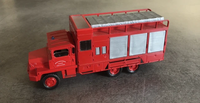 Berliet GBC 8KT Citerne Pompier - Miniature Résine PARADE (occasion)