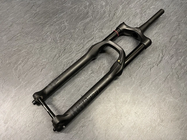 Rockshox yari rc 29 solo air shop 160mm boost 110x15mm