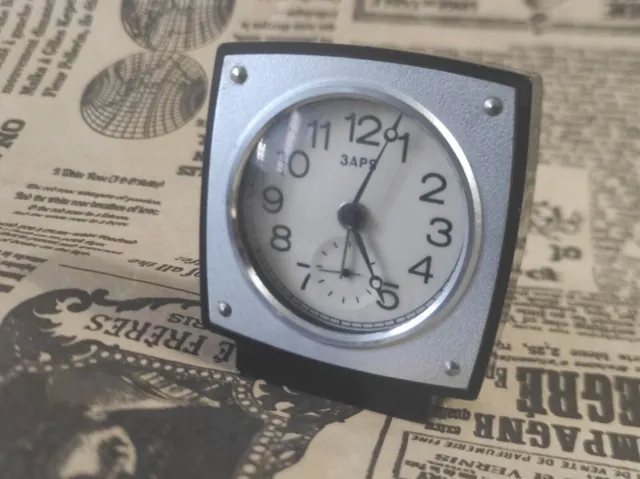 Alarm clock Mini tabletop Zarya mechanical alarm clock Soviet Vintage USSR 1980s