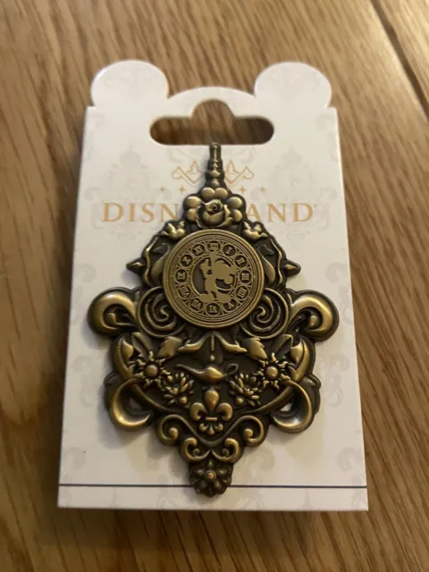 Disneyland Paris Hotel Exclusive Pin