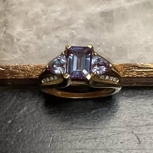 Solid 10K Yellow Gold Lab Alexandrite And Diamond Ring