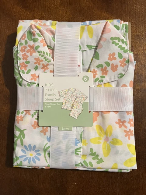 Kid's Size 6  Mommy & Me Matching Family Pajama Sleep Set Girls White Floral