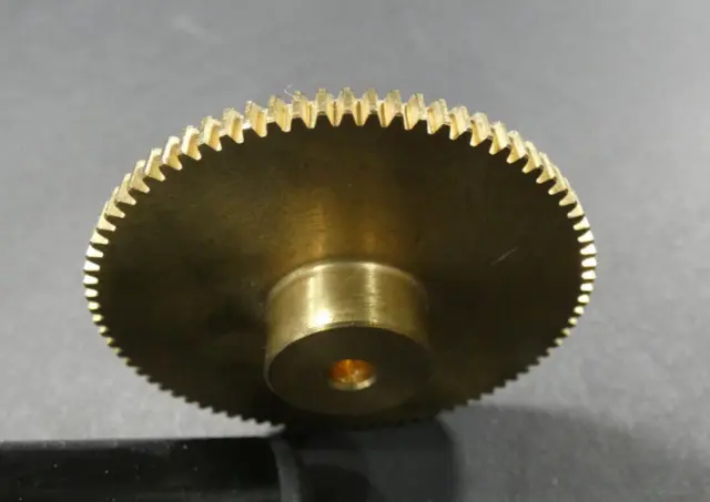 Brass front gear | module 0.7 | 80 teeth | hole Ø 5 mm
