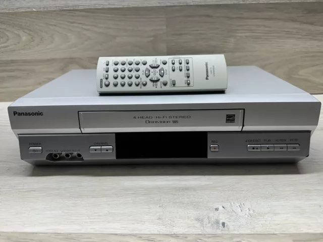 Reproductor de VCR Panasonic PV-V4525S VHS Alta Fi Control Remoto PROBADO Limpio Envío Gratuito