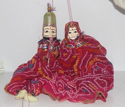 Rajasthani Vintage Hand Crafted Pair Wooden Head & Red Cloth Puppet Toy 8546