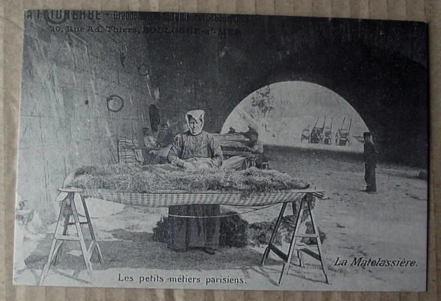 Carte postale repro Matelassiére Paris petit metier , postcard