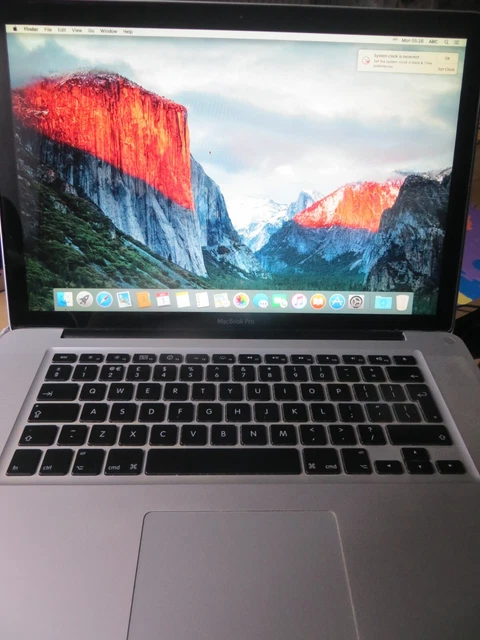 Apple MacBook Pro 15"" fine 2008 A1286 Intel Core 2 Duo 4 GB RAM 320 GB disco rigido