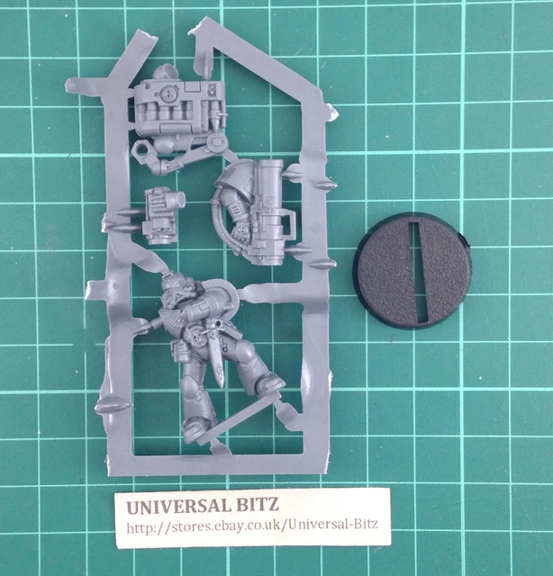 Space Marines Missile Launcher Assault Black Reach Warhammer 40K RARE OOP F4 C Space Marines Missile Launcher Assault Black Reach Warhammer 40K RARE OOP F4 C