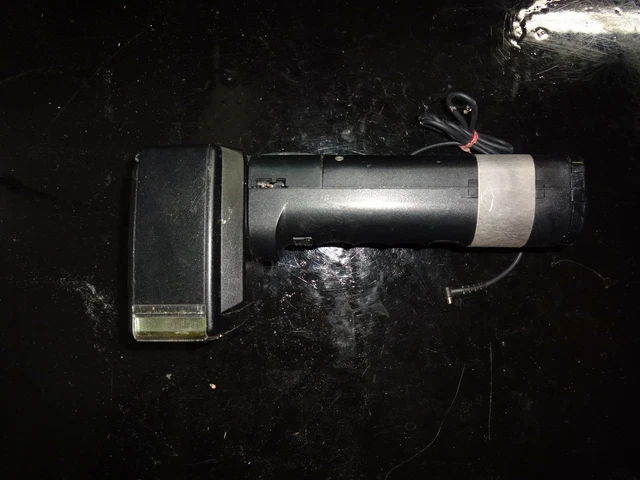 Metz Handle Mount Flash w/SCA 300 Adapter Parts or Repair