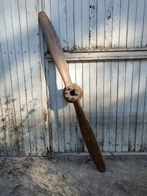 Flugzeugpropeller aus Holz