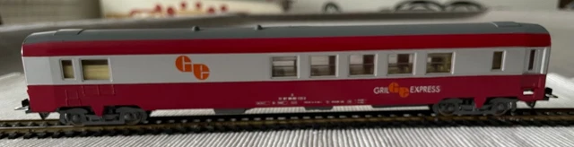 LS Models 40347 HO - voiture restaurant VRU Rouge et Argent SNCF