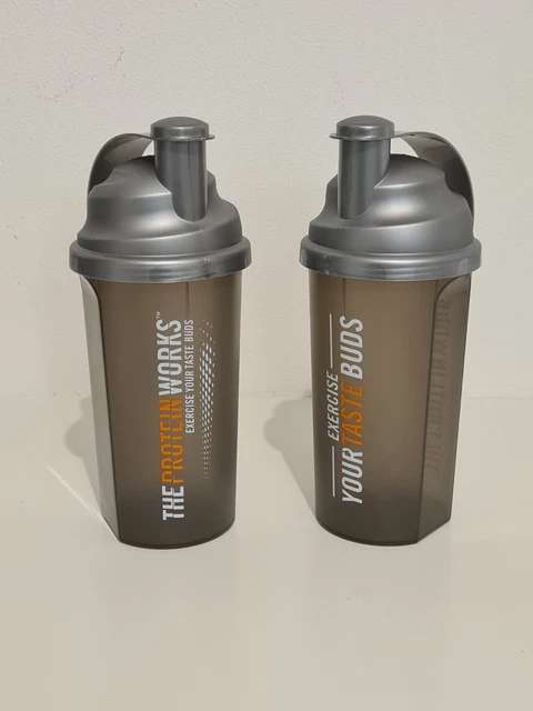 2 Stk. The Protein Works Eiweiß Shaker 700 ml