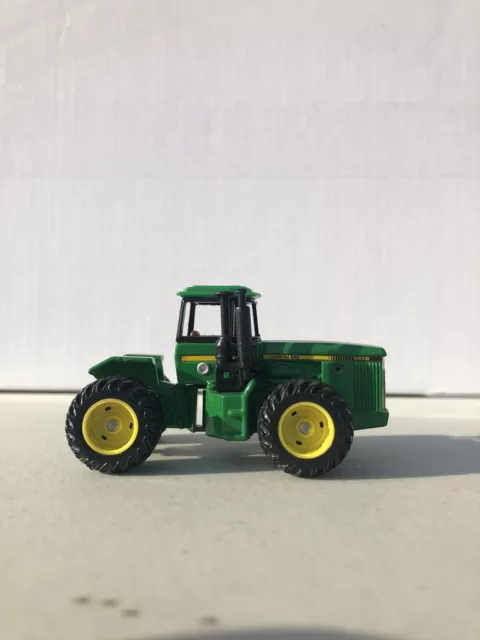 John Deere 8850 4wd with duals, 1/64, Ertl, Articulating Good condition