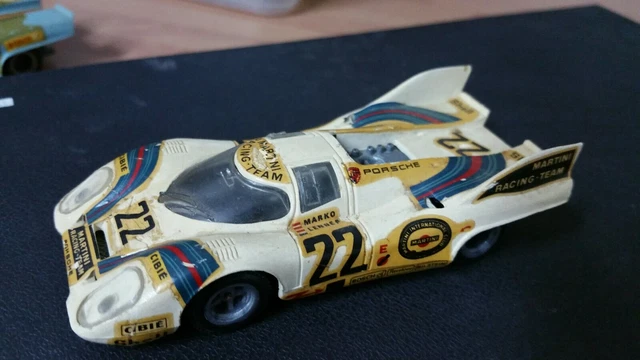 BRM: La Porsche 917k Martini au 1/24 en édition limitée - slot cars passion