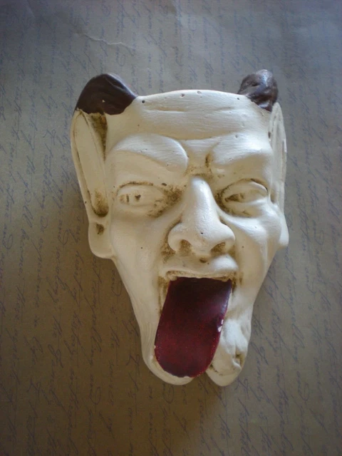 Ancienne Sculpture en Plâtre "TÊTE GROTESQUE" Style Gothique XIX ème.