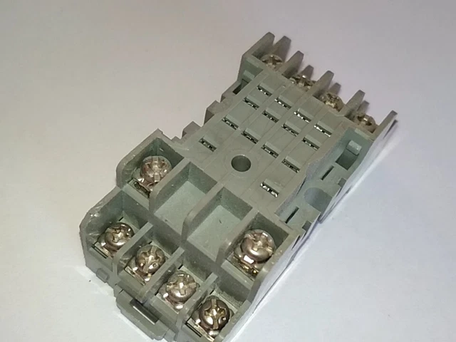 Idec Sy4S-05U Base De Rele De 4 Contactos
