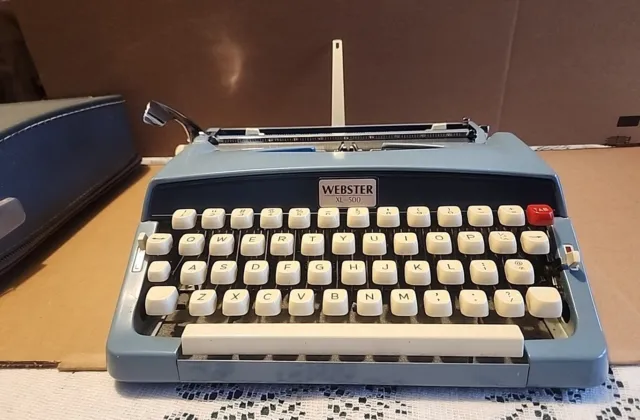 Vintage Brother Webster XL-500 Typewriter Blue Manual Portable Working With Case