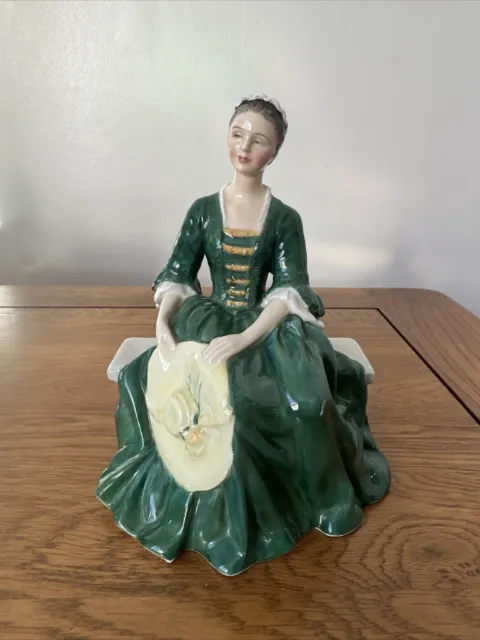 Royal Doulton Figurine A Lady From Williamsburg Model HN2228