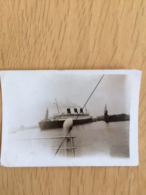 RMS QUEEN MARY, Cunard-White Star Line, original 1939 photograph