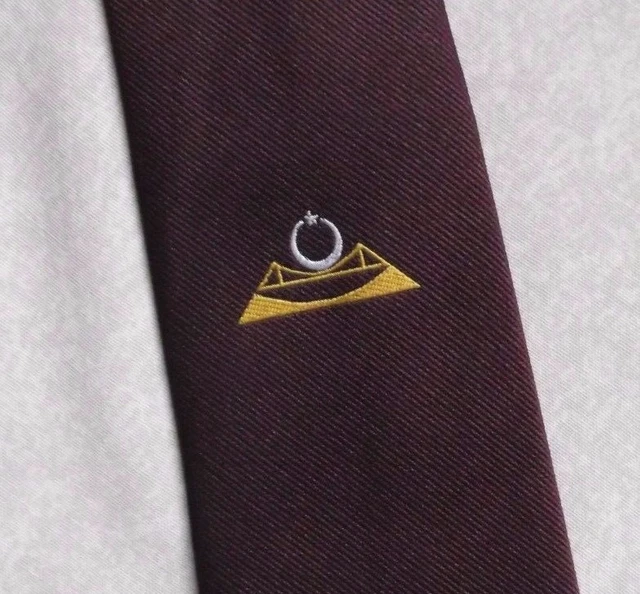 Tie Necktie Mens Vintage Crested Club Association Society BURGUNDY