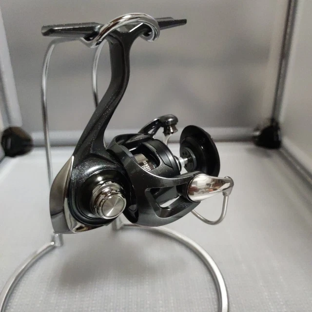 【美品❗️】24LUVIAS ST SF2000SS-P ダイワ 24 ルビアス SF2000SS-P (2025年追加モデル) スピニング