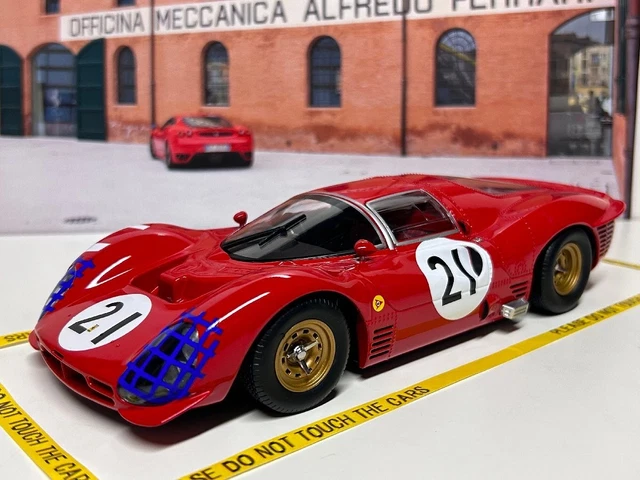 Modellino WERK 83 1/18 Ferrari 330 P3 Coupé - Le Mans 1966 - W18022001