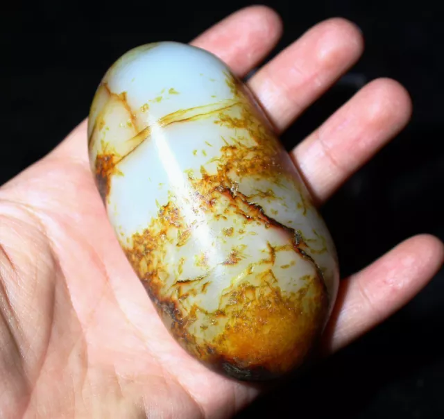 100% natural HeTian jade 籽料 Stone jade Original mineral stone