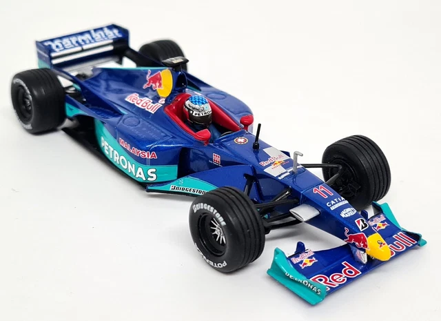 1:18 MINICHAMPS RED Bull Sauber Petronas 2001 Nick Heidfeld 1:18 MINICHAMPS RED Bull Sauber Petronas 2001 Nick Heidfeld