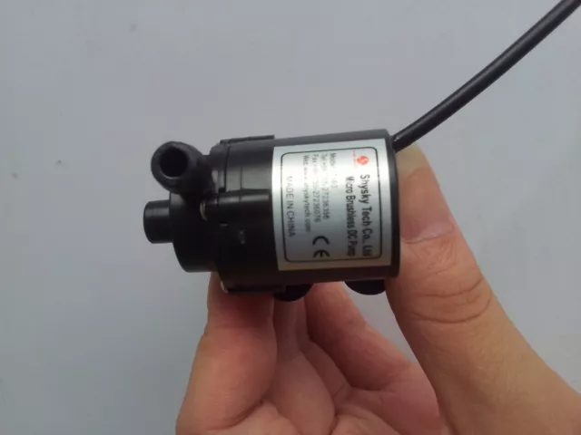 Mini 6V-12V DC Brushless Small Water Pump Submersible Motor Pump 1.8M 230L/H