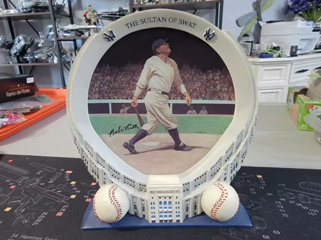 BABE RUTH Yankee Stadium 75th Anniversary Collection Bradford Exchange 3D  Plate