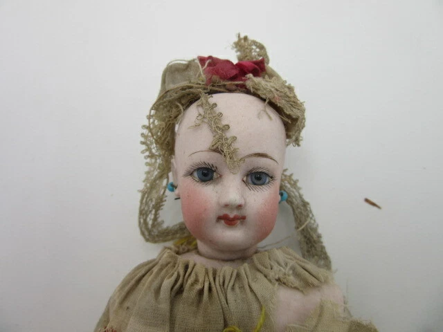 POUPEE ANCIENNE TETE Porcelaine EUR 50,00 - FR