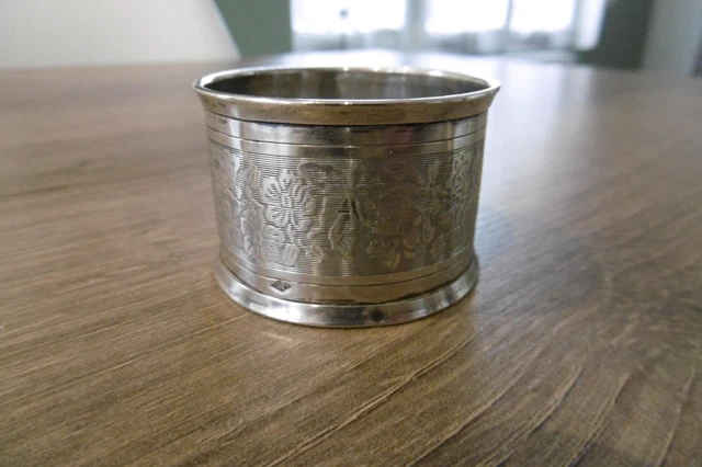 ANCIEN ROND DE serviette en argent massif minerve 18 gr EUR 15,00