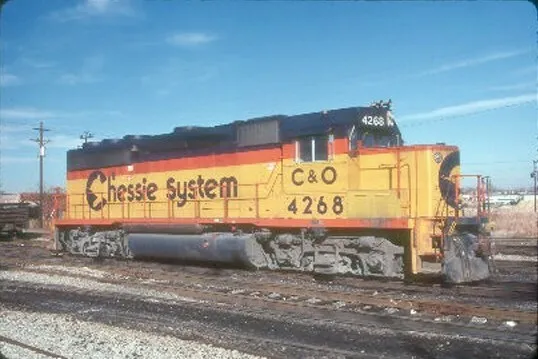 C&O 4268 GP-40-2 (CHESAPEAKE & OHIO) --- Original Slide T6-10