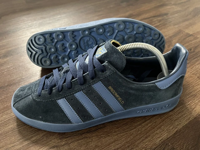 Adidas broomfield hot sale trainers grey