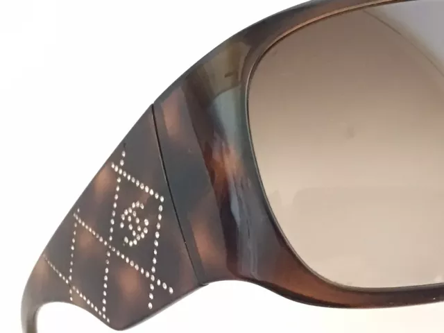 Chanel Tortoise Shell Frame and Swarovski Crystals CC Sunglasses -5088-B - Yoogi's  Closet