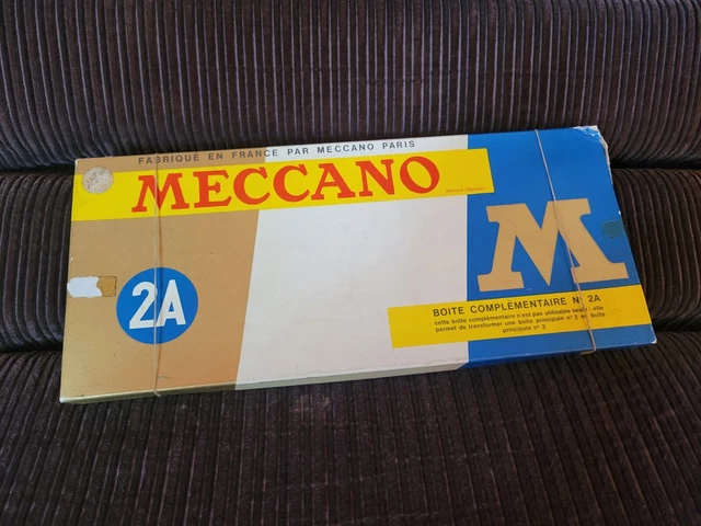 Boite MECCANO N° 2 A de pieces accessoires de 1920 avec