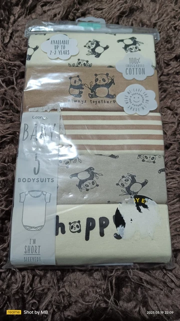 Newborn Baby small Bundle 0-3  Unisex Boy/girl