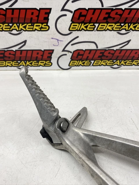 ♻️ Honda Cbf 125 Na-j Cb125r 2018 - 2020 Rear Right Side Footrest Peg ♻️ 2