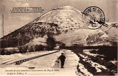 CPA Le Puy de Dome sous la Neige - Vue prise du Bois des Charmes (1256300)