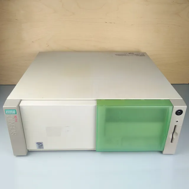RetroComputer Siemens Nixdorf Scenic Pro D6 Pentium II 300Mhz 512MB 2GB CD-ROM