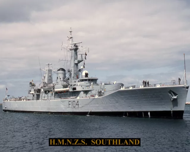 Royal New Zealand Navy Frigate Hmnzs Southland F104    8 X10  With  Stats Sheet