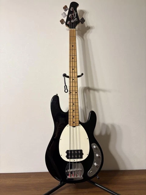 Musicman Stingray USA E18104 Musicman Stingray USA E18104 Classic