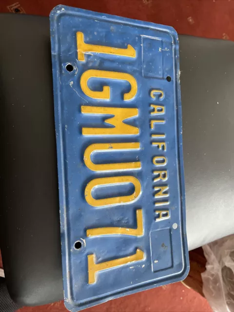 California Number Plate 1GMUO71