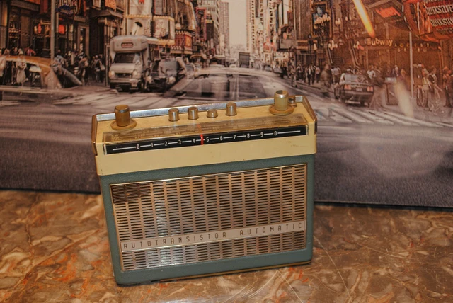 Autotransistor Automatic K - Radio - Antik - auch für's Auto als Autoradio !!!